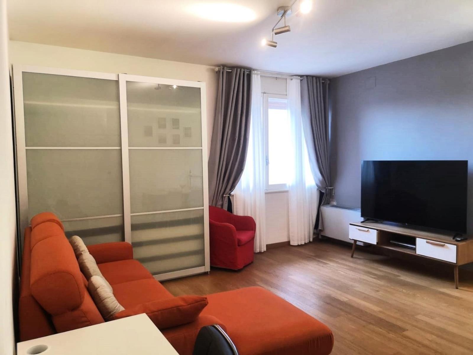 Quietnest Station Flat 86sqm 100m To Bus Station 300m To Train Station Apartment *